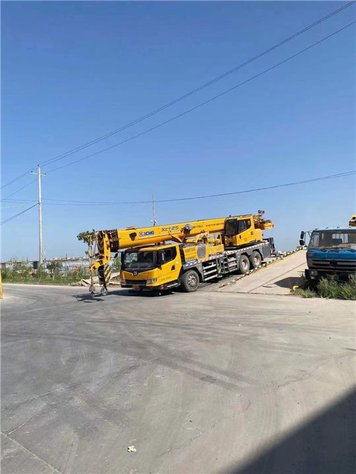 玉树吊车作业时，可能会产生哪些额外收费项目？